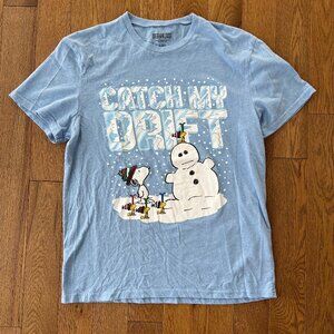 Peanuts Snoopy Catch My Drift T-Shirt L Blue Graphic Tee Winter Holiday Shirt